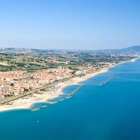 La Casa Al Mare Di Giulia Apartmán *